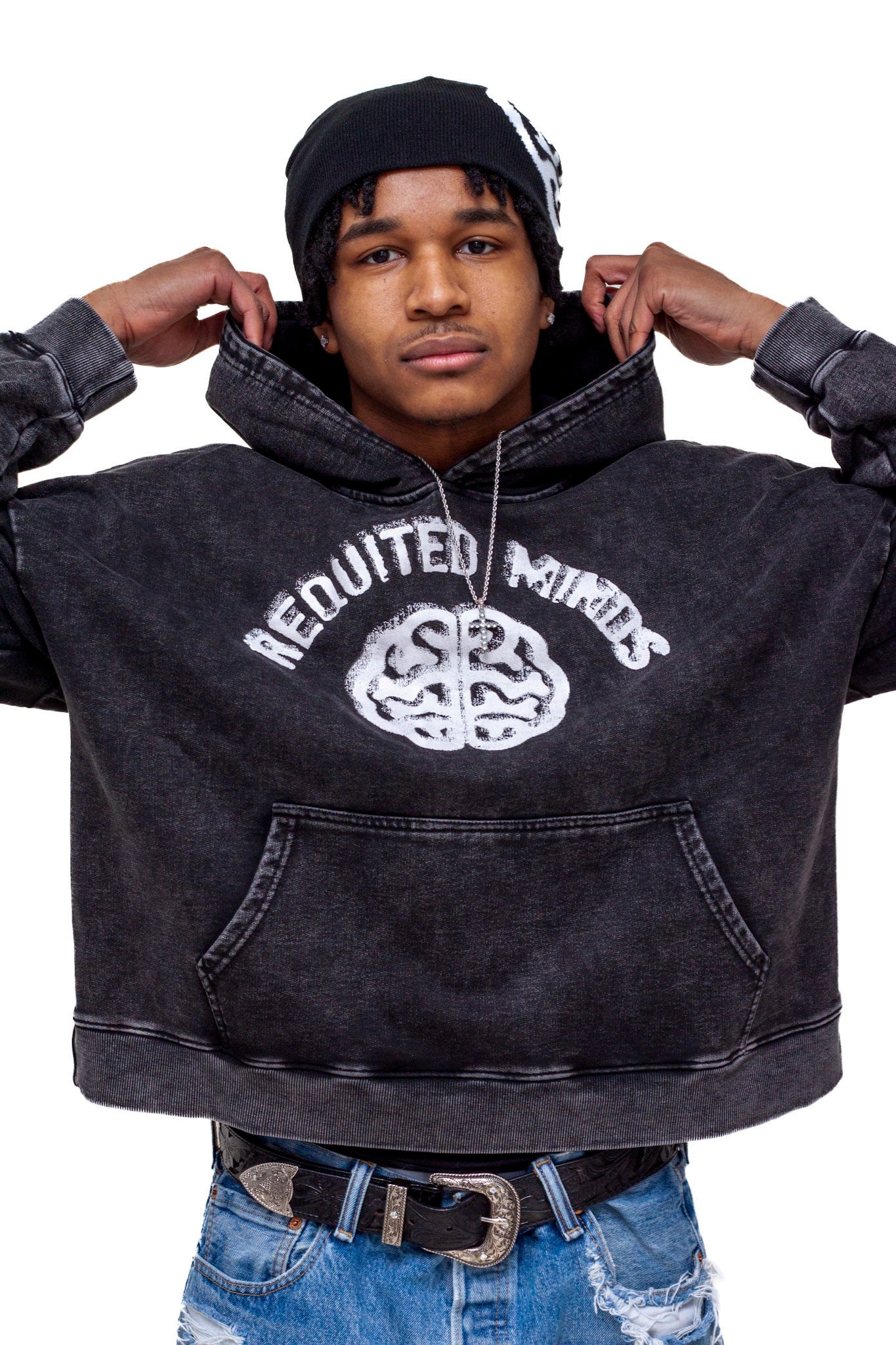 BLACK CROPPED LOGO HOODIE