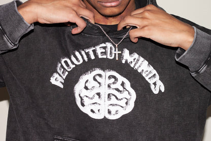 BLACK CROPPED LOGO HOODIE